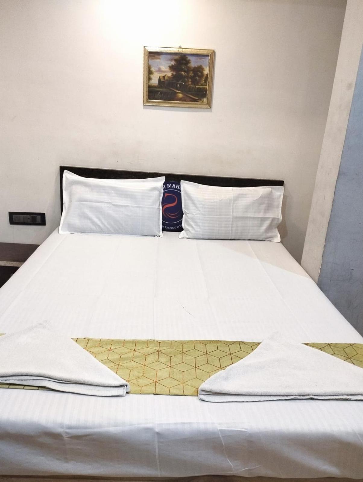 Hotel Shubham Residency Mahape Navi Mumbai Esterno foto